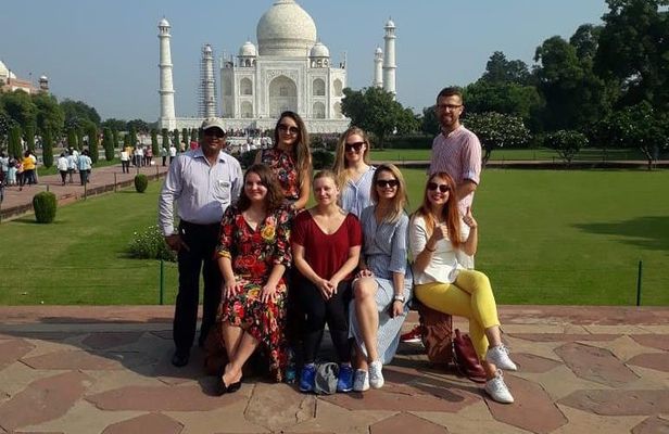 Agra Chaupaati Food Trail from Delhi