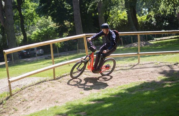 "Pleasure" ride on an all-terrain electric scooter
