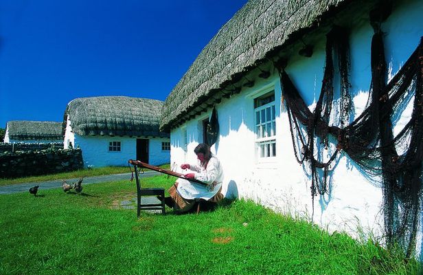 Southern Manxland Tour of Isle of Man 1-6 person upto 30 person