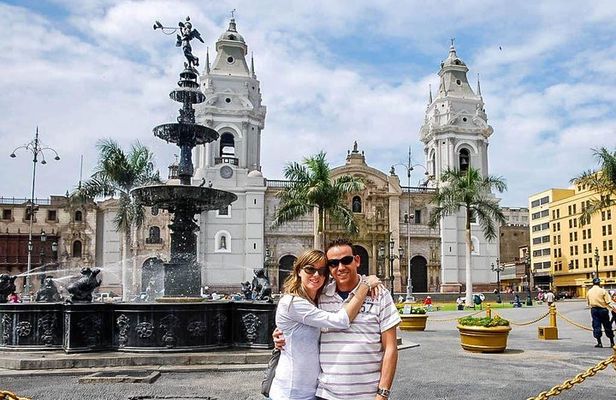 Modern and Colonial Lima City Tour.