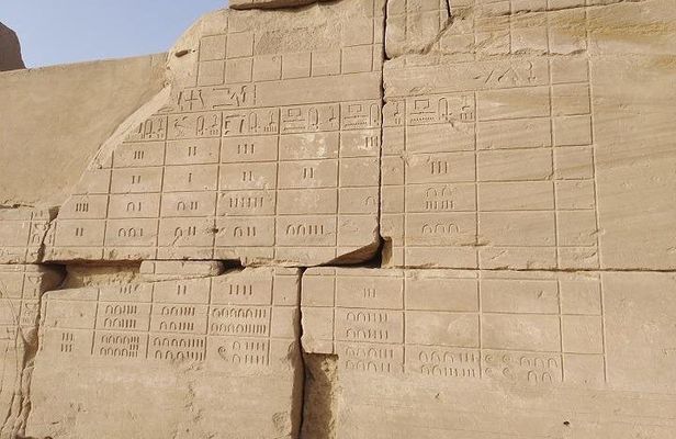 Dendera temple and Luxor sightseeing from Hurghada in Two Days