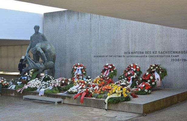 The Memorial Tour: Visit to Sachsenhausen Concentration Camp (licensed guide)