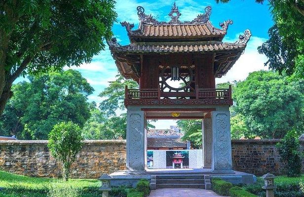 Half-day Ha Noi's Hidden Gems And Historic Sites
