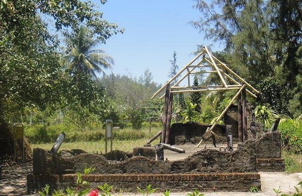 Da Nang: Full-day My Lai Massacre Memory Tour