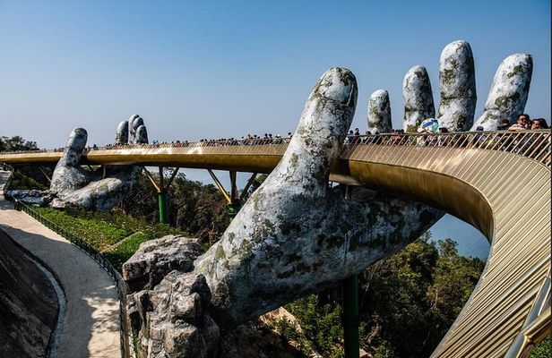 Ba Na Hills - Golden Hand Bridge Full Day Tour