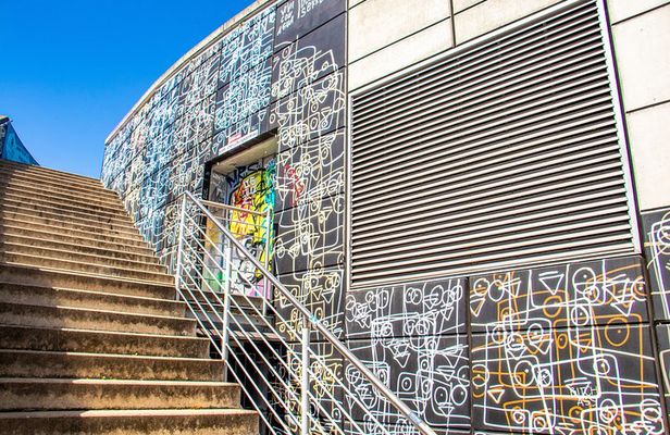 Discover the LGBT side of St.Pauli with a Local