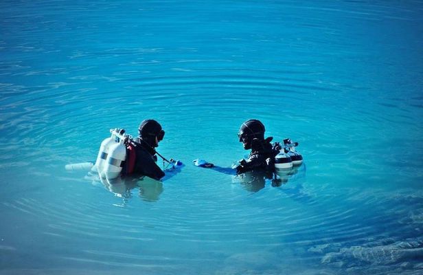 Open Water Diver course PADI in Cancun