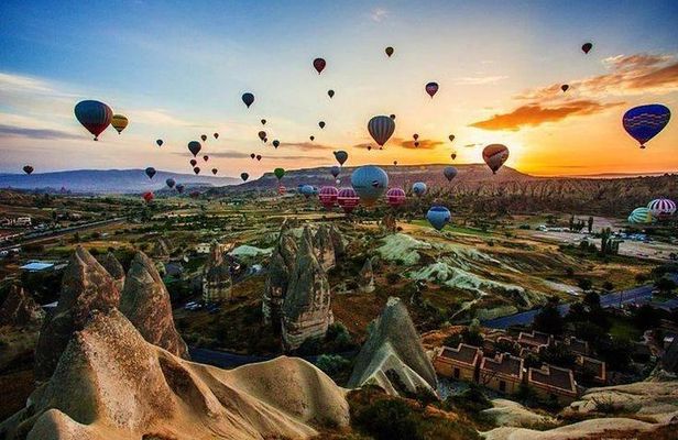 Hot air Balloon Cappadocia Tour ( Goreme Valley )