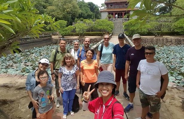 Hue Private Dragon Boat, Thien Mu Pagoda & Royal Tombs Tour