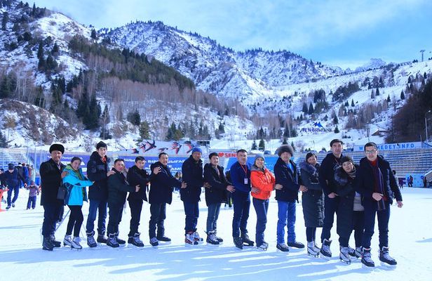 Almaty city tour. Shymbulak, Koktobe, Green market, Park 28 Panfilov's guardsmen