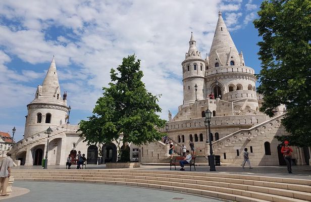 Budapest Walking Tour with Your Private Guide: 10+ Highlights