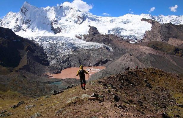 Ausangate Red Lake Trek - 1 Day - Huaynas Expeditions