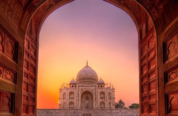 Skip The Line: Taj Mahal Tour From Jaipur With Drop At New Delhi