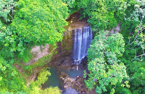 Eastern Tours/ Mt. Carmel Falls / Laura Spice Tour / Clarke's Court Distillery