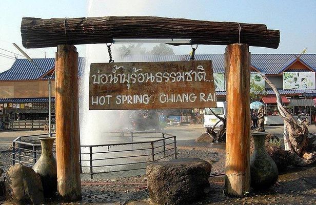 White Temple, Black House Museum and Hot Spring Tour from Chiang Mai