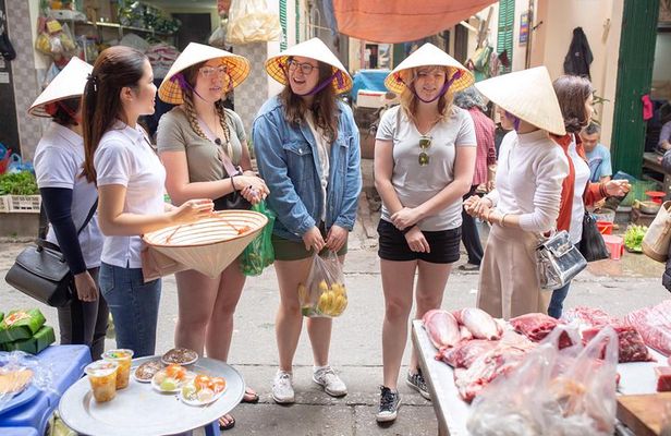 Hanoi Maya Kitchen: Traditional Cooking Class & Market Tour