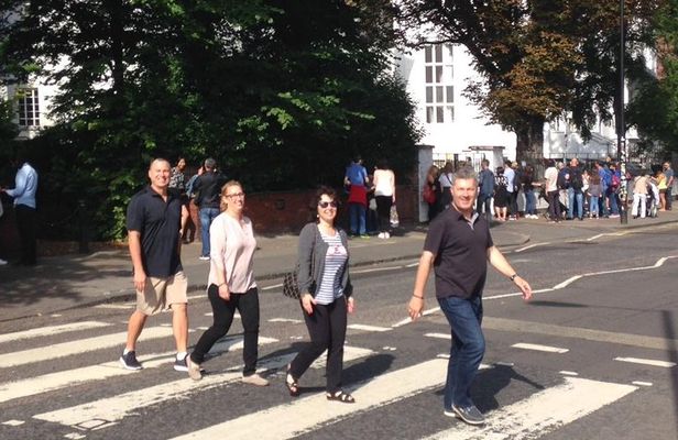 Private London Beatlemania Tour in an Iconic Black Cab