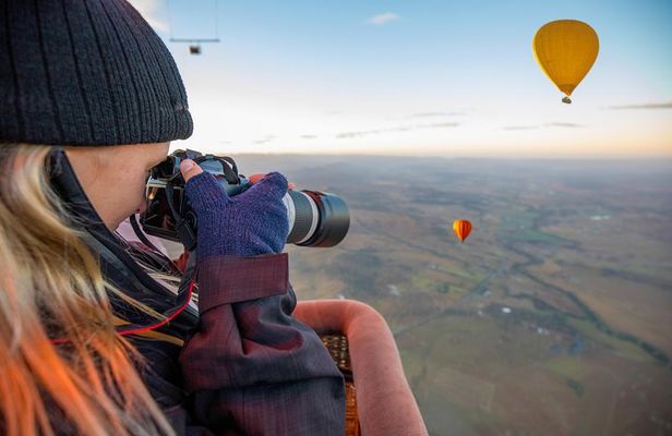 Hot Air Balloon Flight Brisbane with Vineyard Breakfast
