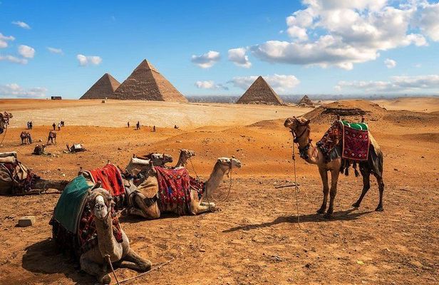 All-inclusive 2 Days private Tour guided Tour of Cairo and Giza