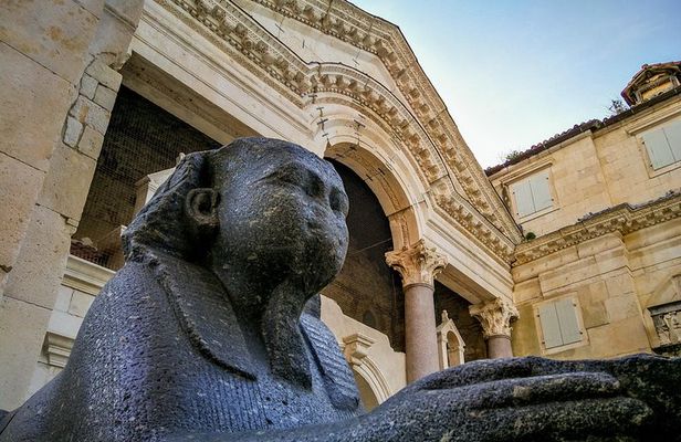 Private Walking Tour of Split with a Local