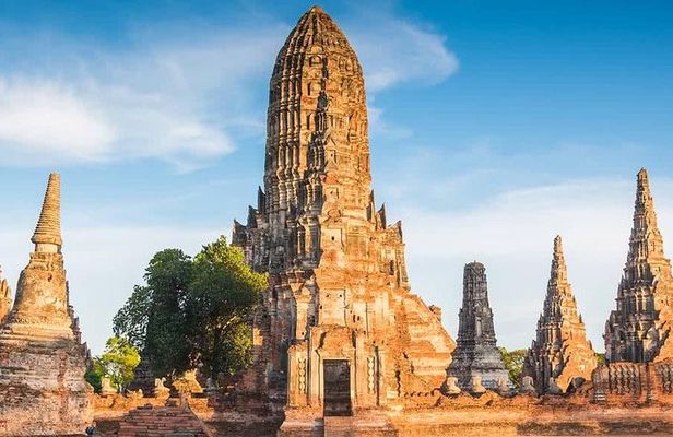 Ayutthaya Full Day Tour with Traditional Lunch by River Cruise (Grand Pearl)