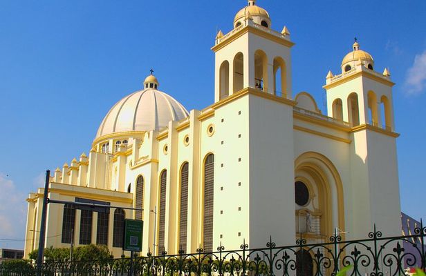 Half day| San Salvador City Tour