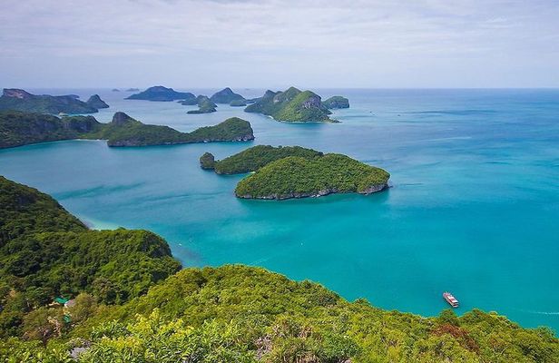 Angthong National Marine Park by Tour Boat including Lunch