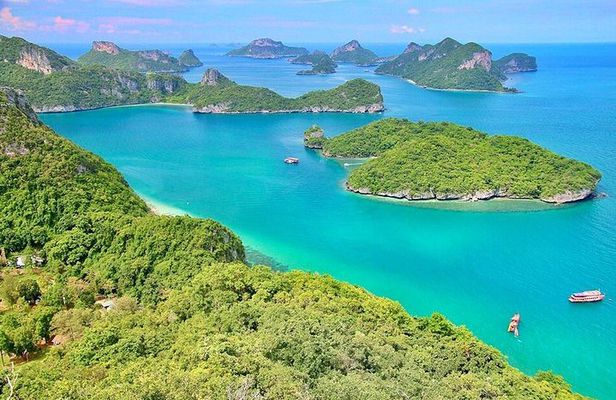 Angthong National Marine Park by Speed Boat with Snorkeling & Kayaking