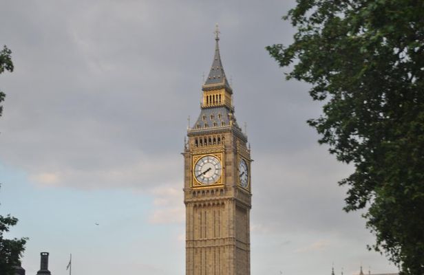 All landmarks of London by car