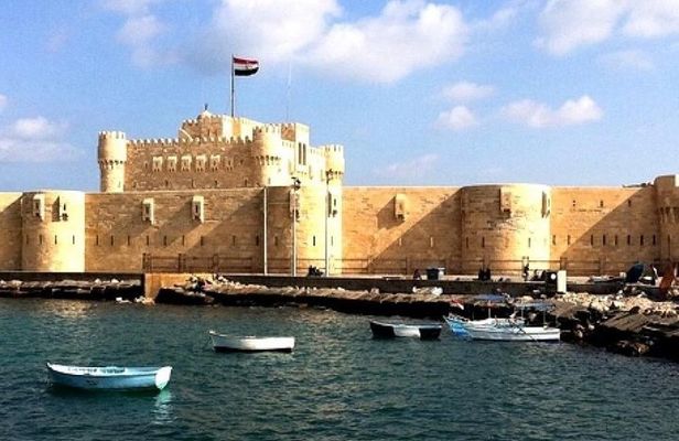 Discover Alexandria's Wonders: Full-Day Private Tour from Cairo