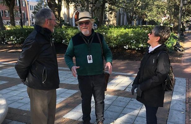 Noble Stroll Couples Outing