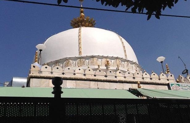 4 Days Golden Triangle with Ajmer Sharif By Car from Delhi