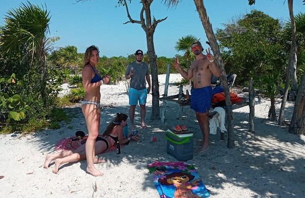 Private Snorkeling, Fishing and Beach Picnic Tour