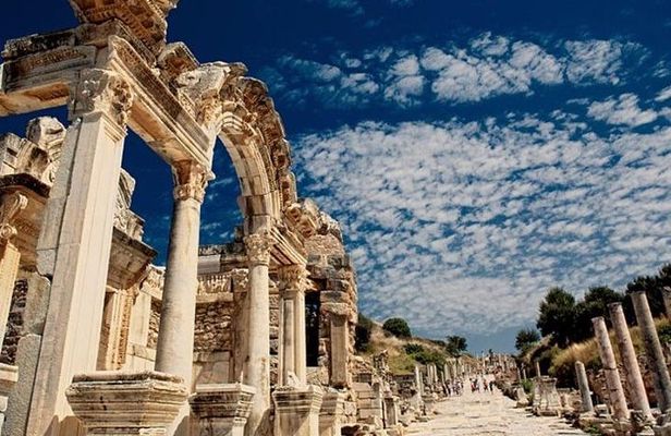 Private Tour: SKIP-THE-LINE Ephesus Tour From Izmir Port or Hotel