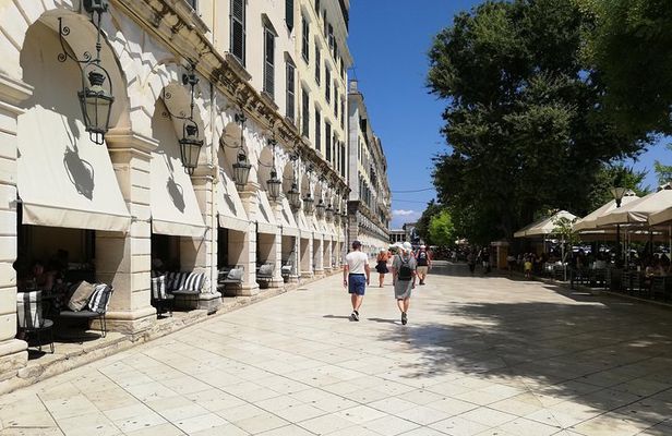 Tour in Corfu Town: Historic Buildings & Great Personalities