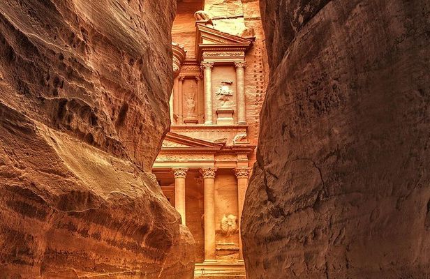 5-Day Jordan & Jerusalem Tour: Dead Sea, Petra, Holy Land Trip