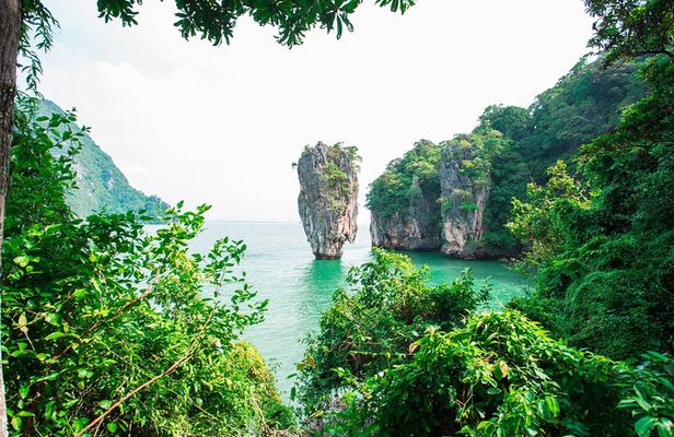 James Bond Islands with Canoeing and Lunch (Big Boat Tour)