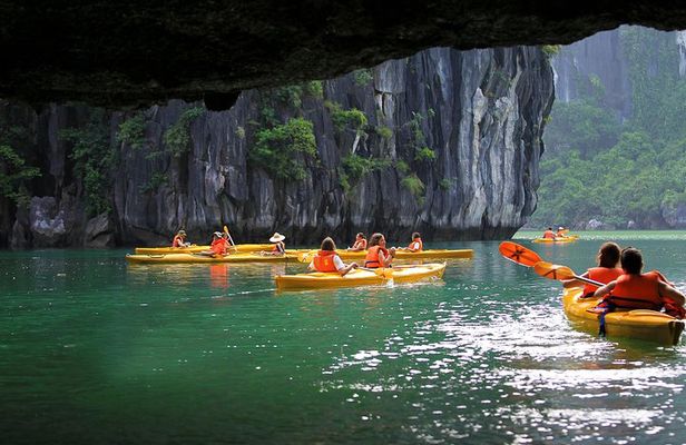 3-Days Cruise in Ha Long Bay- Heritage Discovery from Hanoi