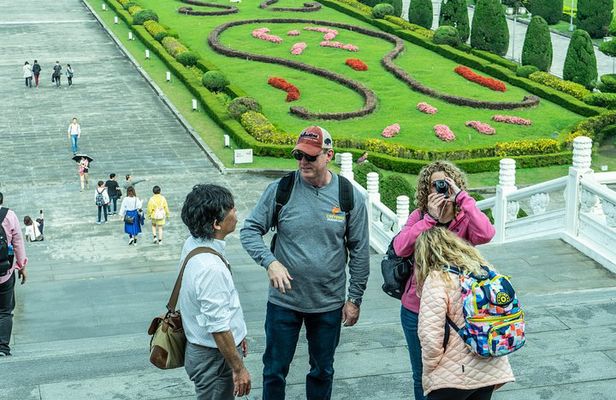 See Taipei With A Local: Private & Personalized