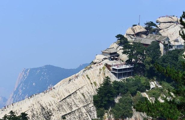 1-Day Private Tour: Mount Huashan With the Lunch from Xi'an