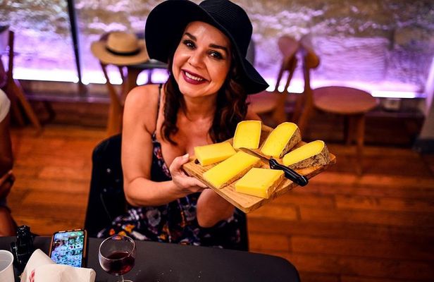 Paris: St Germain Food Tour with 10+ French Delicacies Tastings