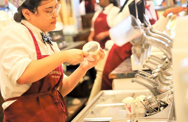 Southern & Secret Walking Food Tour