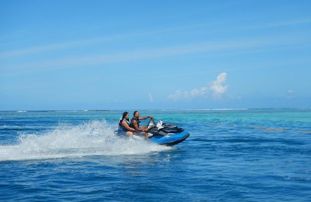 Jet-Ski Découverte 1H00 Jet Ski excursion to Moorea (Single or two-seater)