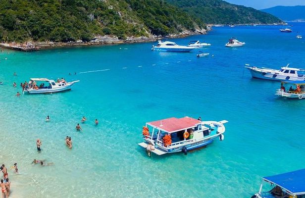 Arraial do Cabo - Boat Trip Departure from Rio de Janeiro Lunch and Transport