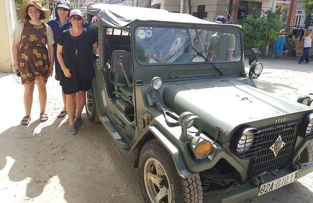 Jeep Tour to Hoi An Countryside with 3 Local Villages & Basket Boat Ride