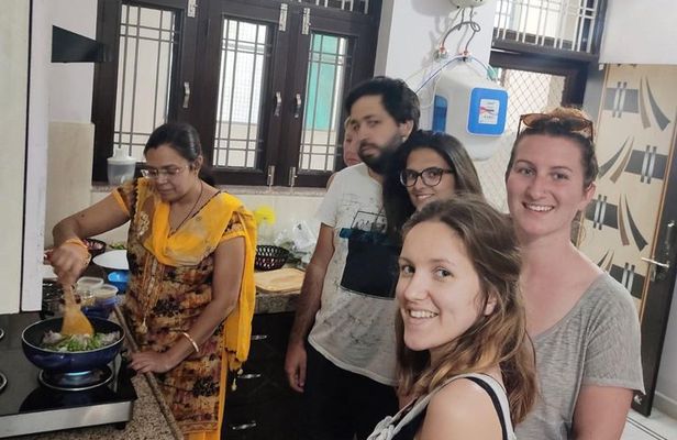 Authentic Samosa & Masala Chai making Class