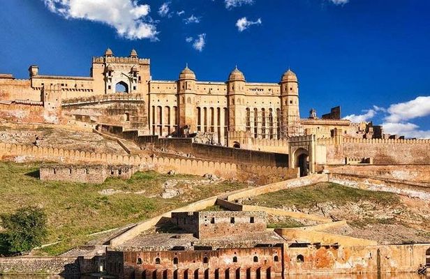 Full-Day Private Tour Heritage of Jaipur with Amber Fort