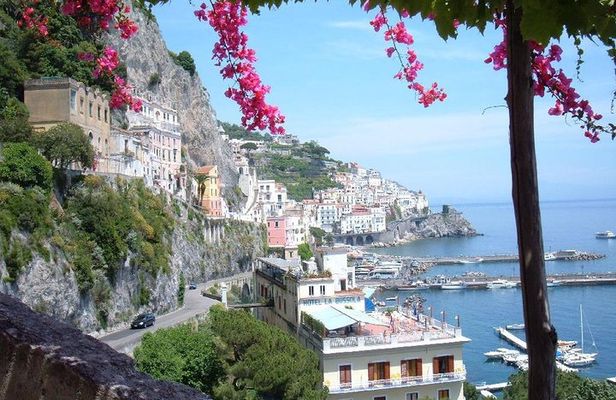 Sorrento and Pompeii Daily Tour