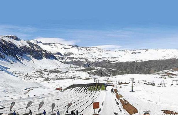 Panoramic Farellones tour does not include entrance to the park / optional on your own