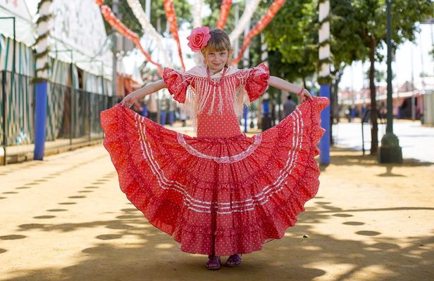 Highlights of Seville Walking Tour for Kids and Families